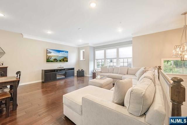 103 Orchard Terrace, Cresskill, NJ 07626