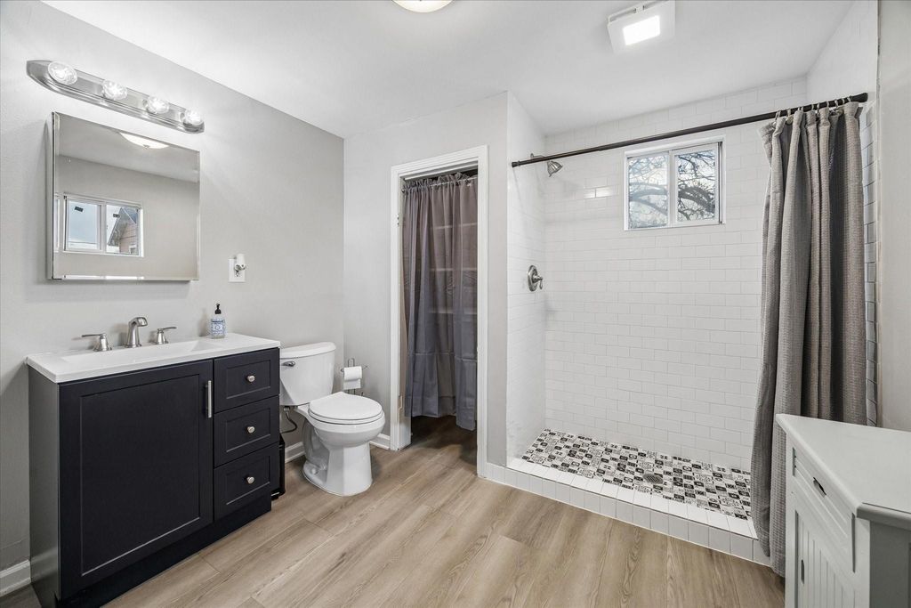 7837 Dayton Street, Houston, TX 77012