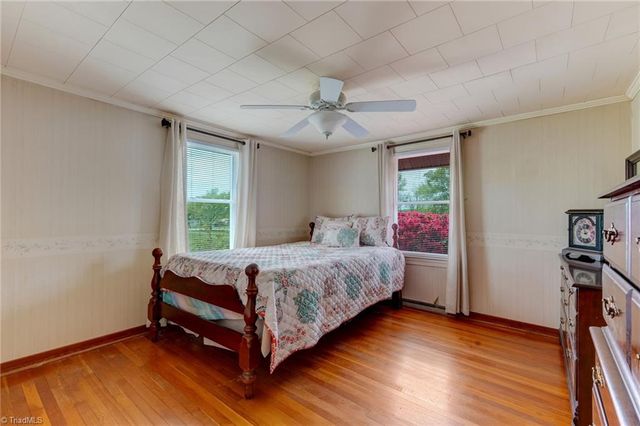 911 Wolf Island Road, Reidsville, NC 27320