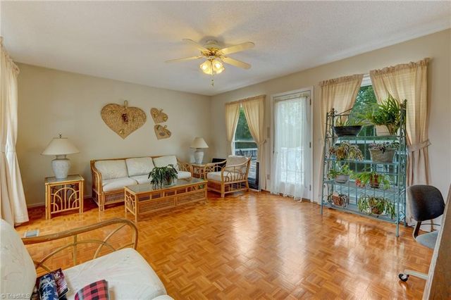 911 Wolf Island Road, Reidsville, NC 27320