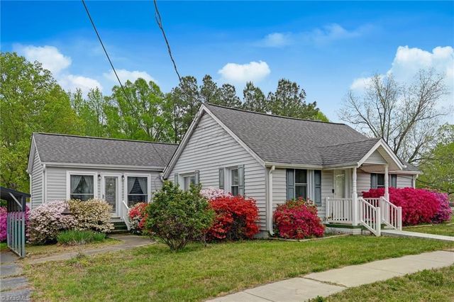 911 Wolf Island Road, Reidsville, NC 27320