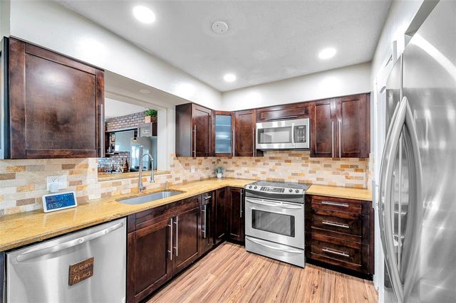 4815 PLANTATION DRIVE, Tampa, FL 33615
