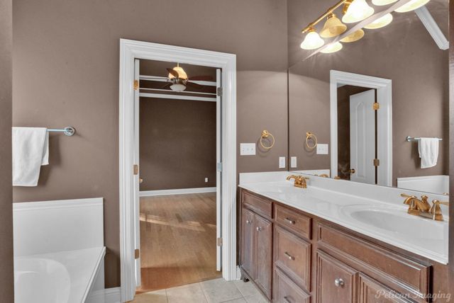 208 Ixworth Avenue, Bossier City, LA 71111