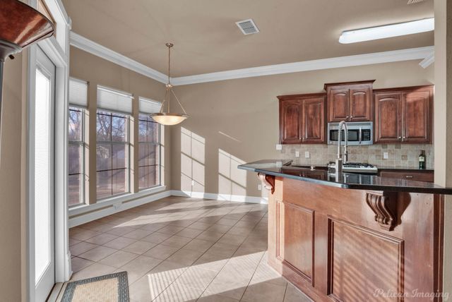 208 Ixworth Avenue, Bossier City, LA 71111