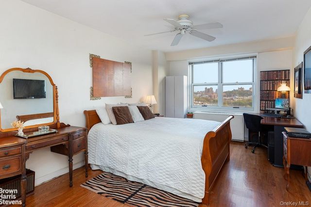 2400 Johnson Avenue 12F, Bronx, NY 10463