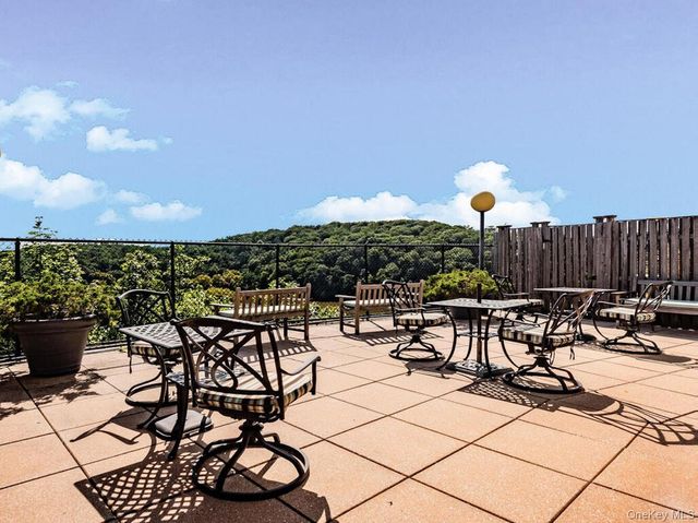 2400 Johnson Avenue 12F, Bronx, NY 10463