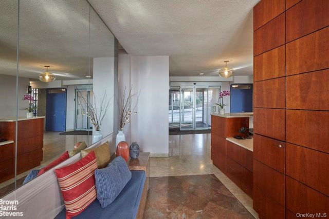 2400 Johnson Avenue 12F, Bronx, NY 10463