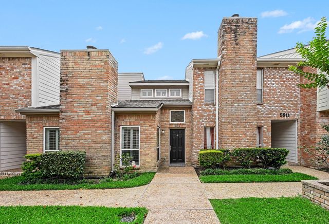 5913 Woodway Place Court, Houston, TX 77057