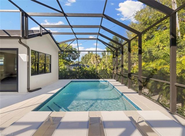 2721 Van Buren AVE, Naples, FL 34112