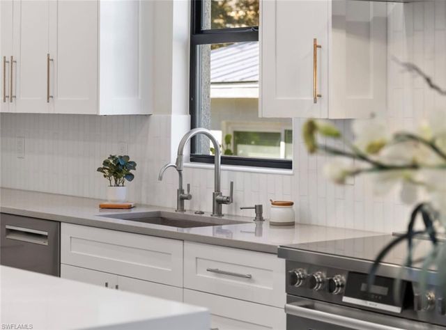 2721 Van Buren AVE, Naples, FL 34112