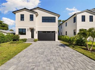 2721 Van Buren AVE, Naples, FL 34112