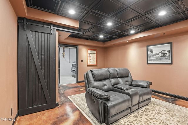 3746 Old Stage Road, Chuckey, TN 37641