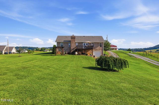 3746 Old Stage Road, Chuckey, TN 37641