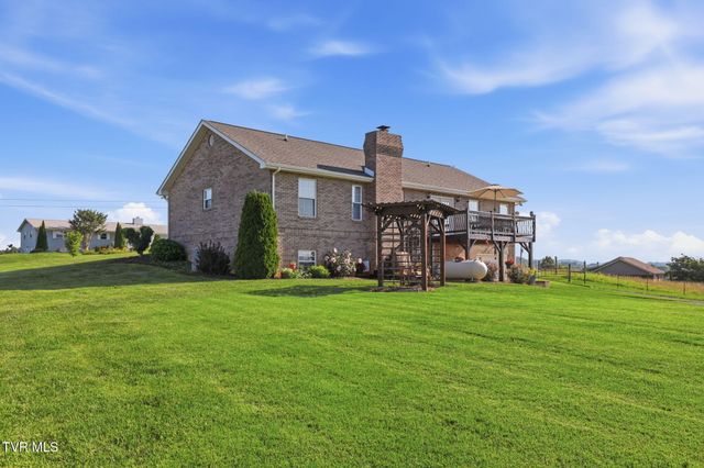 3746 Old Stage Road, Chuckey, TN 37641