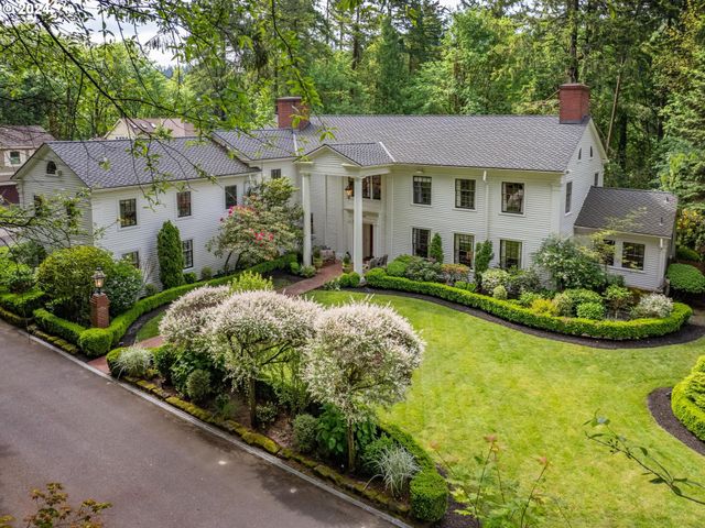 1934 Sw HIGHLAND Rd, Portland, OR 97221
