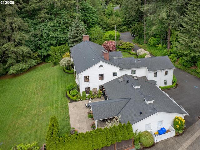 1934 Sw HIGHLAND Rd, Portland, OR 97221