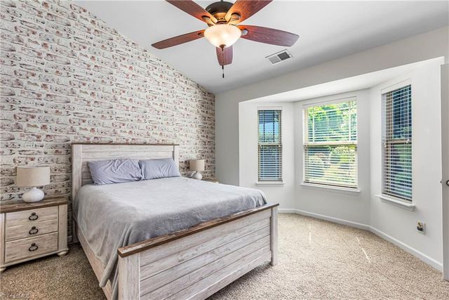 110 Tannin Way, Lexington, NC 27295