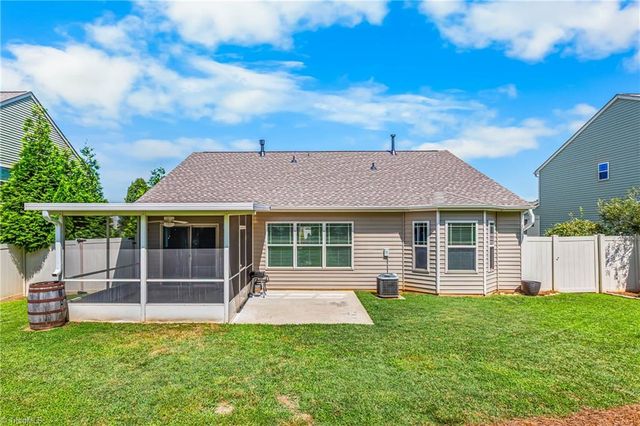 110 Tannin Way, Lexington, NC 27295