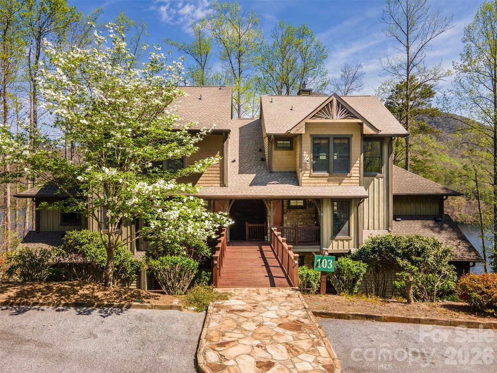 103 Southshore Drive B4, Tuckasegee, NC 28783
