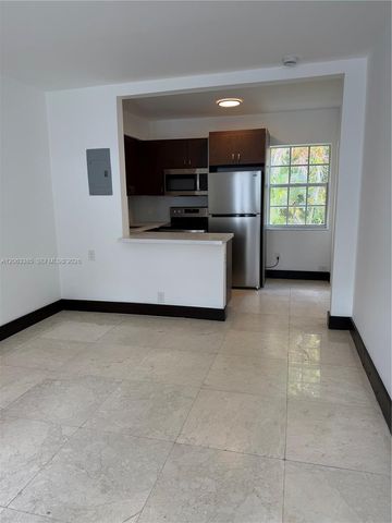 551 NE 62nd St 14, Miami, FL 33138