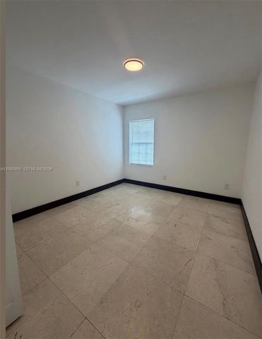 551 NE 62nd St 14, Miami, FL 33138