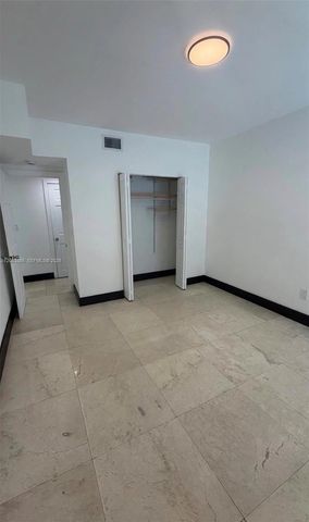 551 NE 62nd St 14, Miami, FL 33138