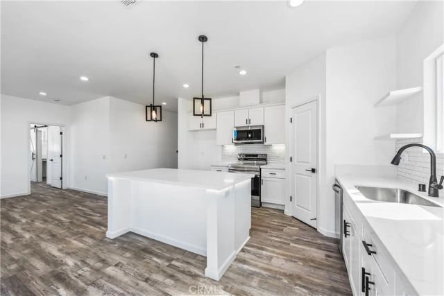 20349 90th St, California City, CA 93505