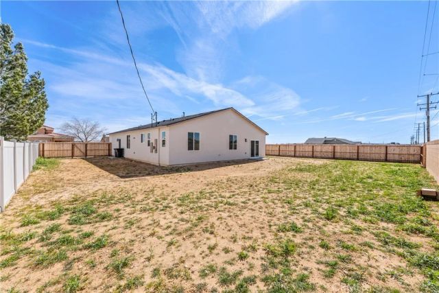 20349 90th St, California City, CA 93505