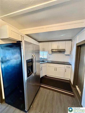 5449 De Pues Road, Lower Mt Bethel Twp, PA 18013