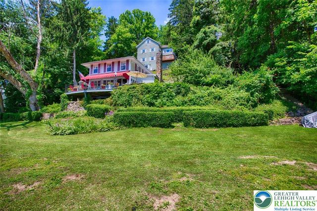 5449 De Pues Road, Lower Mt Bethel Twp, PA 18013