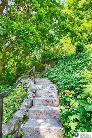 5449 De Pues Road, Lower Mt Bethel Twp, PA 18013