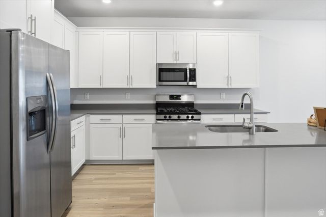 2014 N CHIANTI ST, Saratoga Springs, UT 84045