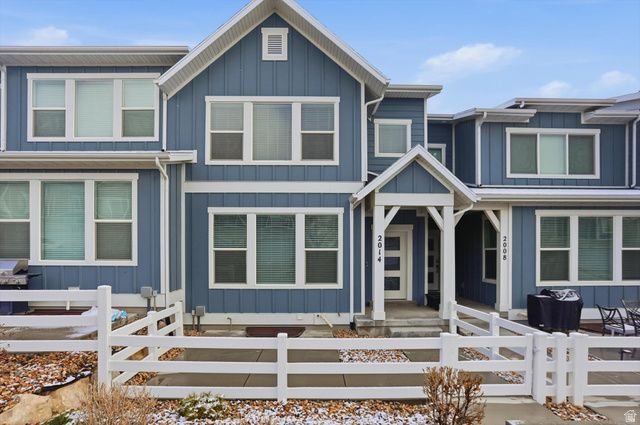 2014 N CHIANTI ST, Saratoga Springs, UT 84045