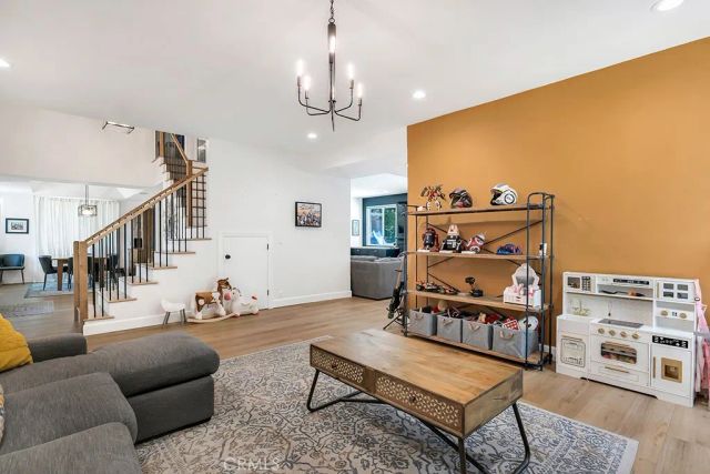29018 Tackaberry Court, Agoura Hills, CA 91301