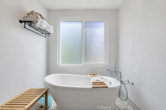 29018 Tackaberry Court, Agoura Hills, CA 91301