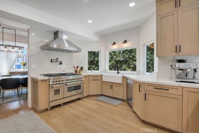 29018 Tackaberry Court, Agoura Hills, CA 91301