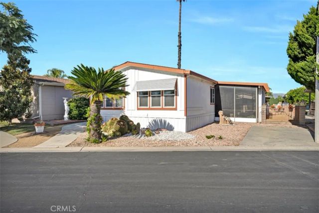 1275 Bishop, Hemet, CA 92545