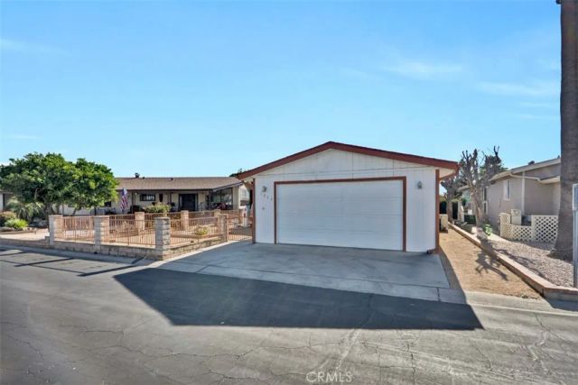 1275 Bishop, Hemet, CA 92545