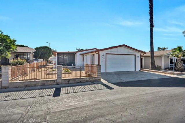 1275 Bishop, Hemet, CA 92545