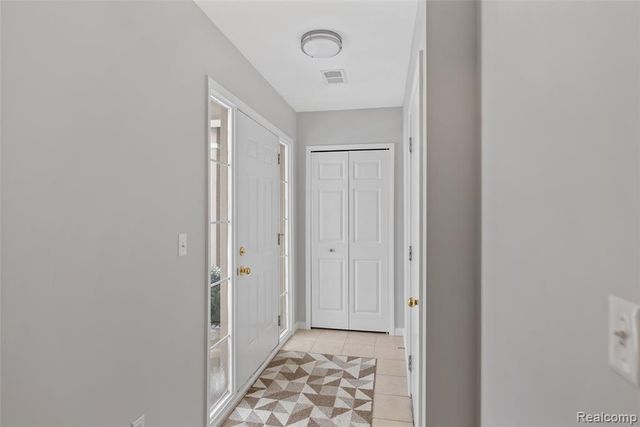 30210 Chesapeake Circle 360, Commerce Twp, MI 48390