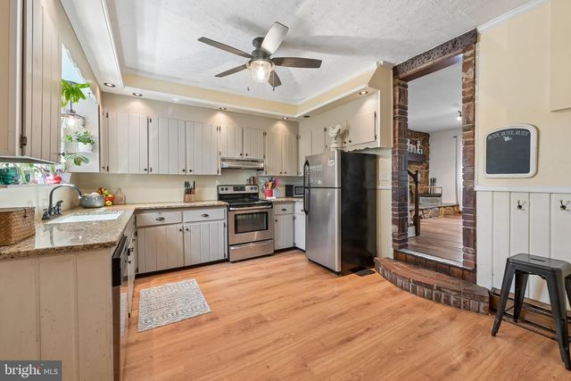 84 BRANCH ST, Medford, NJ 08055