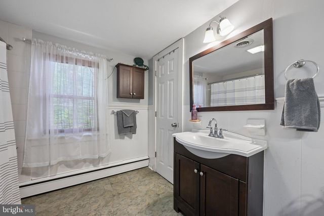84 BRANCH ST, Medford, NJ 08055
