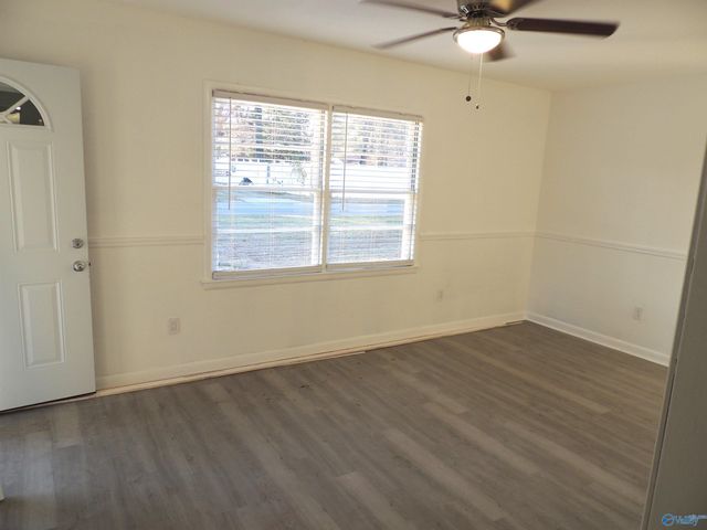 1406 20th Avenue SE, Decatur, AL 35601