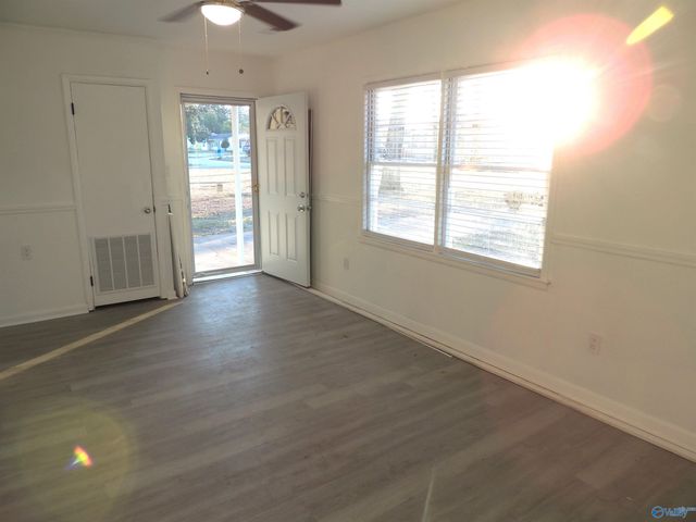 1406 20th Avenue SE, Decatur, AL 35601