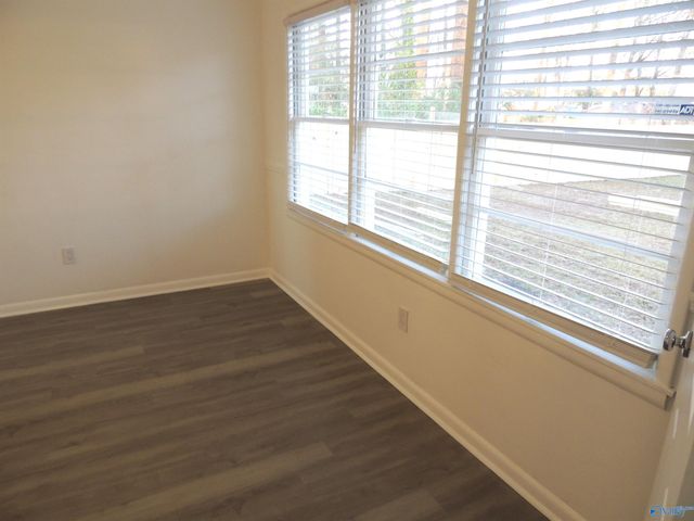 1406 20th Avenue SE, Decatur, AL 35601