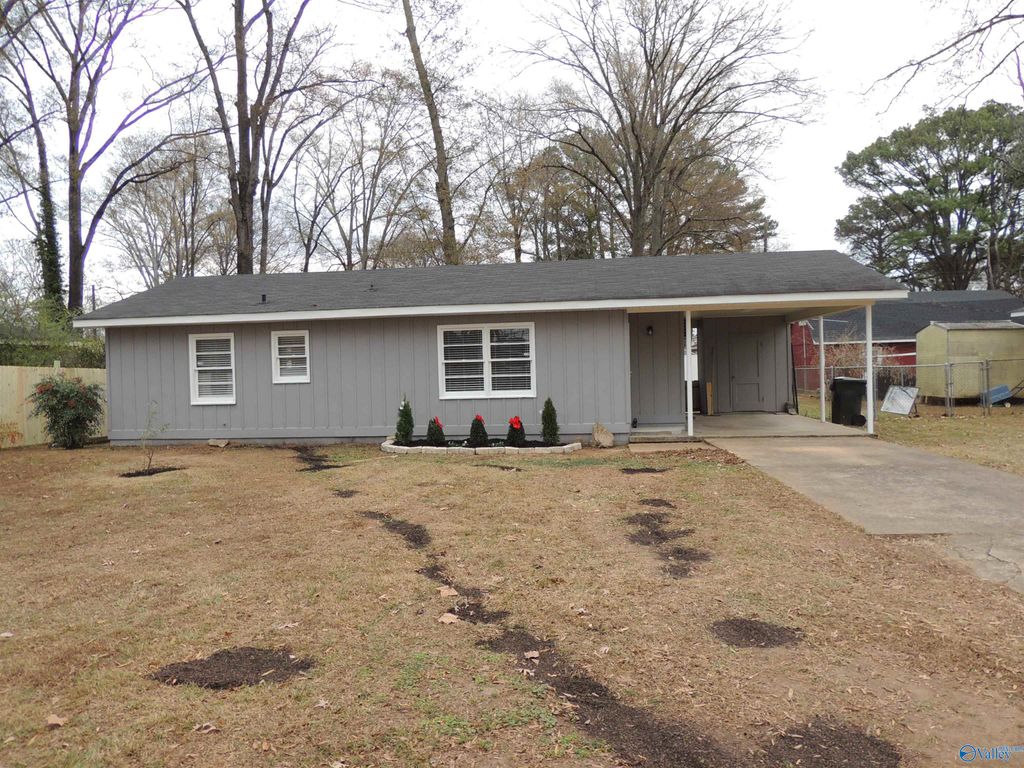 1406 20th Avenue SE, Decatur, AL 35601