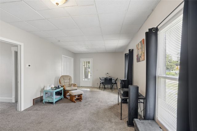 1747 Capitol Avenue, Des Moines, IA 50316