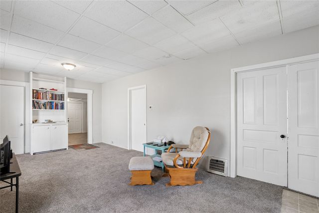 1747 Capitol Avenue, Des Moines, IA 50316