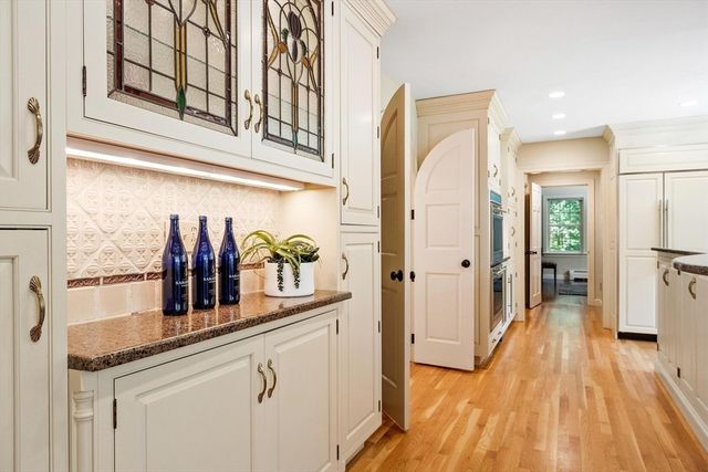 123 Oak Knoll Rd., Carlisle, MA 01741