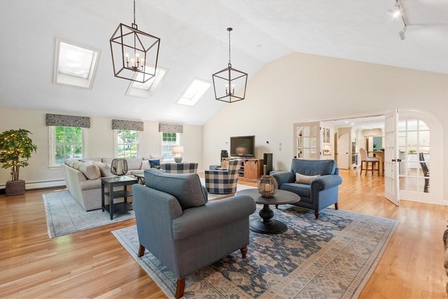 123 Oak Knoll Rd., Carlisle, MA 01741